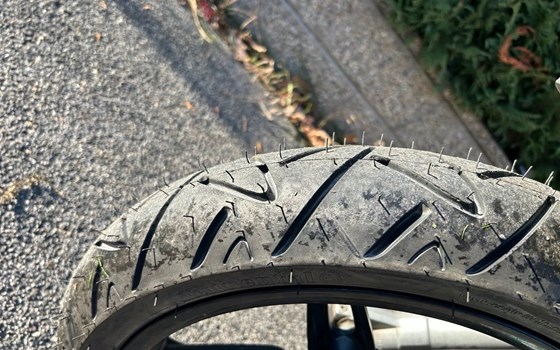 Gebrauchtmotorrad Piaggio Beverly 350ie Sport Touring - Bild 2