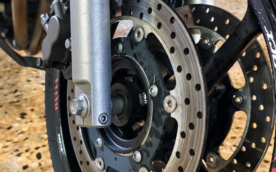 Gebrauchtmotorrad Yamaha XJ6 - Bild 7