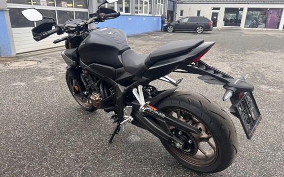 Gebrauchtmotorrad Honda CB650R - Bild 3
