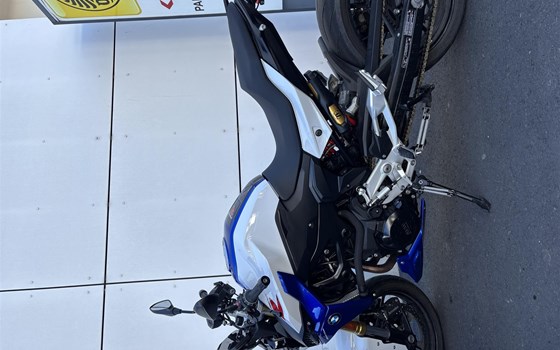 Gebrauchtmotorrad BMW F 900 R - Bild 4