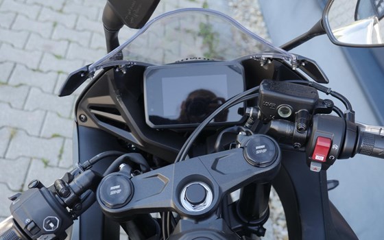 Gebrauchtmotorrad Honda CBR650R - Bild 12