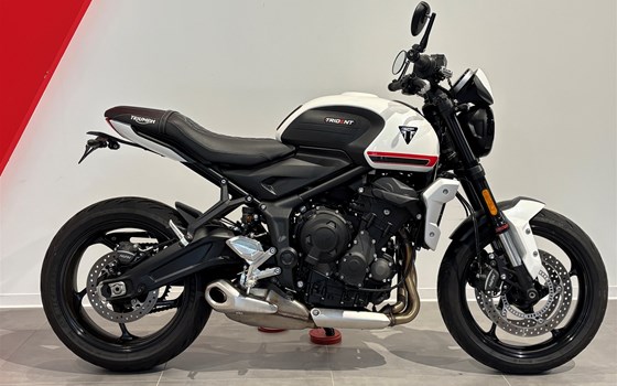 Gebrauchtmotorrad Triumph Trident 660 - Bild 1