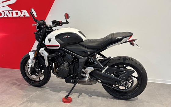 Gebrauchtmotorrad Triumph Trident 660 - Bild 12