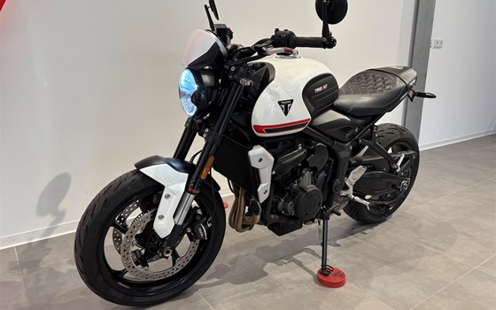 Gebrauchtmotorrad Triumph Trident 660 - Bild 13