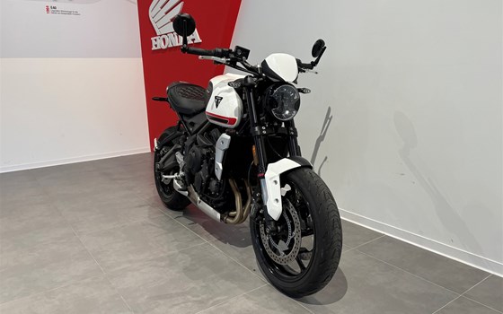 Gebrauchtmotorrad Triumph Trident 660 - Bild 2