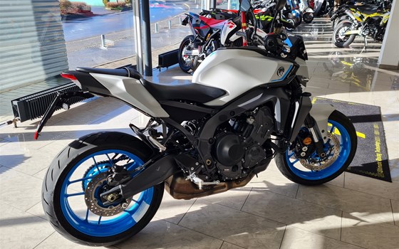 Gebrauchtmotorrad Yamaha MT-09 - Bild 2