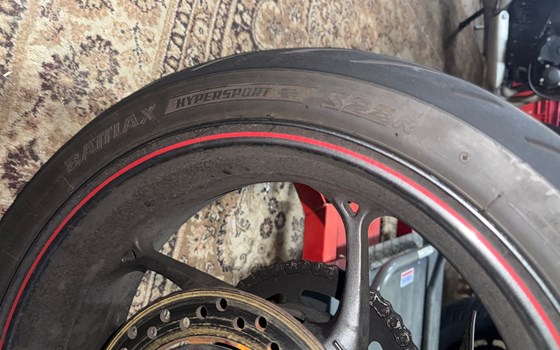 Gebrauchtmotorrad Triumph Street Triple - Bild 10