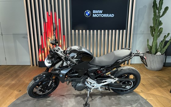 Gebrauchtmotorrad BMW F 900 R - Bild 3