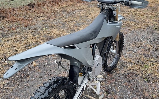 Gebrauchtmotorrad Stark Future Varg EX - Bild 6