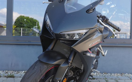 Gebrauchtmotorrad Honda CBR650R - Bild 7