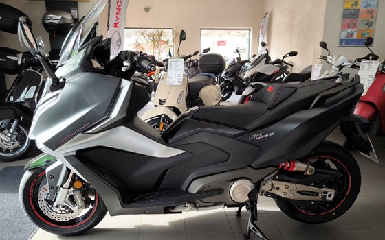 Gebrauchtmotorrad Kymco AK 575i ABS Premium - Bild 10