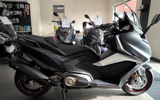 Gebrauchtmotorrad Kymco AK 575i ABS Premium - Bild 6