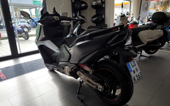 Gebrauchtmotorrad Kymco AK 575i ABS Premium - Bild 9