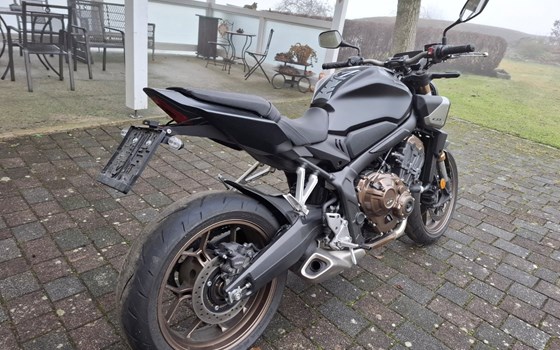 Gebrauchtmotorrad Honda CB650R - Bild 3