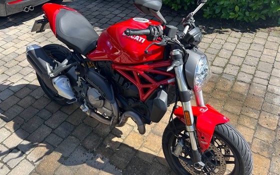 Gebrauchtmotorrad Ducati Monster 821 - Bild 2