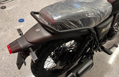 Neumotorrad Keeway X-Light 125