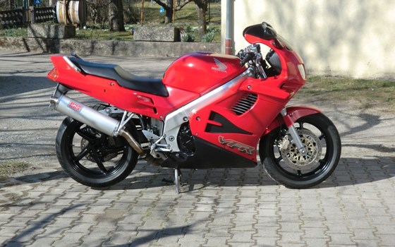 Gebrauchtmotorrad Honda VFR 750 - Bild 1
