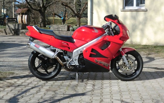 Gebrauchtmotorrad Honda VFR 750 - Bild 4