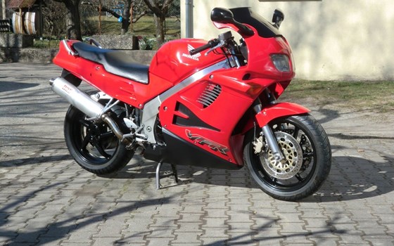 Gebrauchtmotorrad Honda VFR 750 - Bild 6