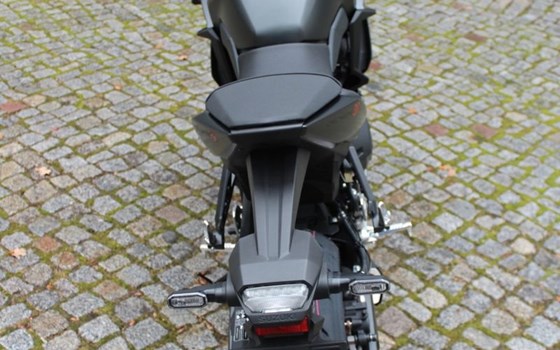 Neufahrzeug Suzuki GSX-8R - Bild 8