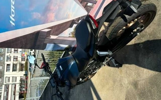 Gebrauchtmotorrad Honda CB125R - Bild 5