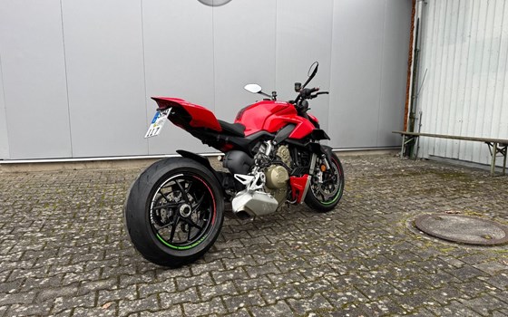 Gebrauchtmotorrad Ducati Streetfighter V4 - Bild 4