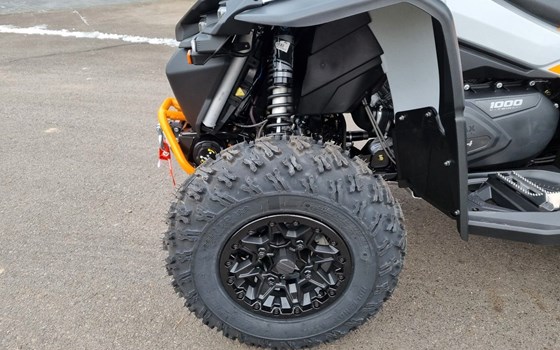 Neufahrzeug Can-Am Renegade 1000 XXC - Bild 10