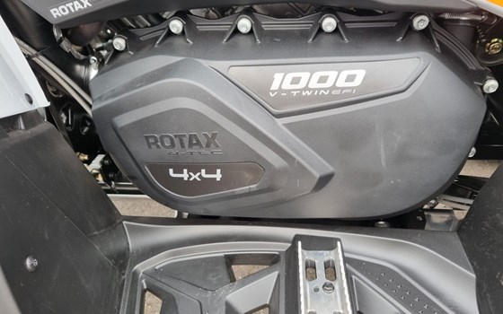 Neufahrzeug Can-Am Renegade 1000 XXC - Bild 8