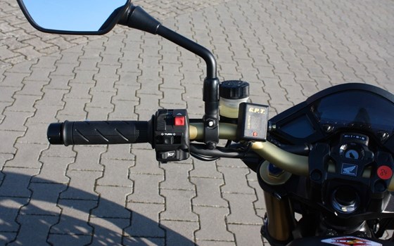 Gebrauchtmotorrad Honda CB 1000 R - Bild 14