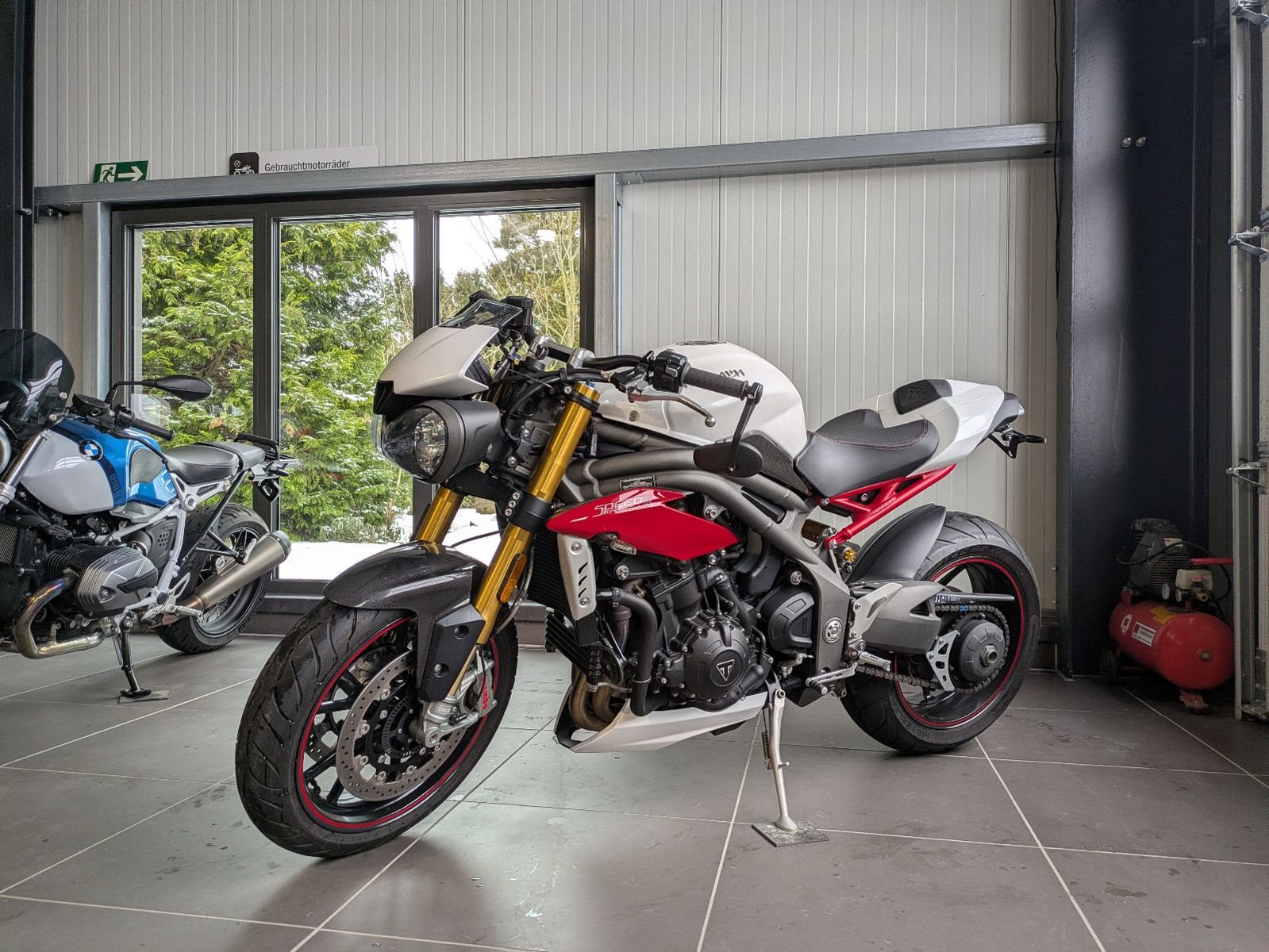 Triumph Speed Triple R