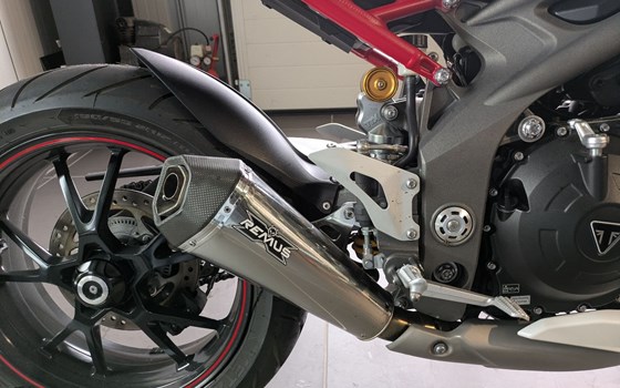 Gebrauchtmotorrad Triumph Speed Triple R - Bild 6