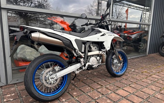 Neufahrzeug Suzuki DR-Z4SM - Bild 4