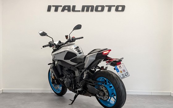 Gebrauchtmotorrad Yamaha MT-09 - Bild 3