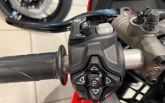 Neufahrzeug Ducati Panigale V2 - Bild 8