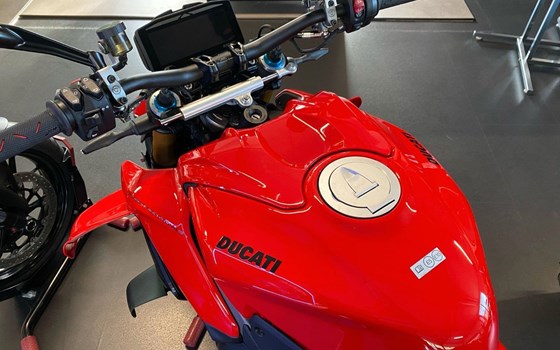 Neufahrzeug Ducati Streetfighter V4 S - Bild 6