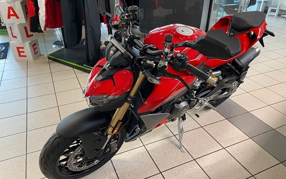 Neufahrzeug Ducati Streetfighter V2 - Bild 2
