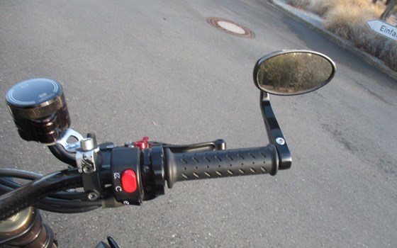 Gebrauchtmotorrad Triumph Speed Triple 1050 - Bild 12