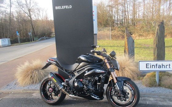 Gebrauchtmotorrad Triumph Speed Triple 1050 - Bild 2