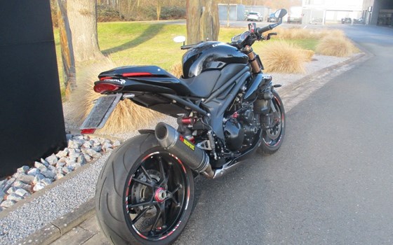 Gebrauchtmotorrad Triumph Speed Triple 1050 - Bild 9