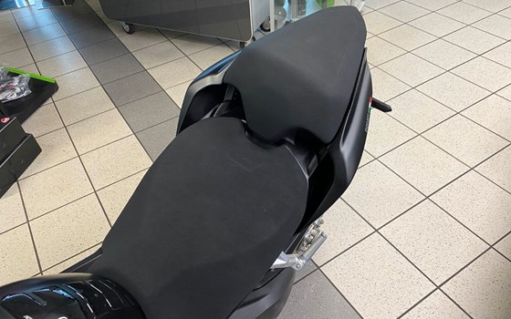 Gebrauchtmotorrad Ducati Streetfighter V4 S - Bild 7