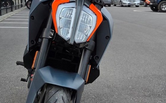 Gebrauchtmotorrad KTM 390 Duke - Bild 3