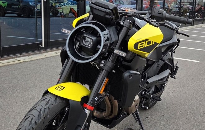 Husqvarna Vitpilen 801 L