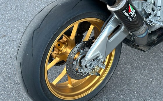 Gebrauchtmotorrad Aprilia RSV 4 - Bild 20