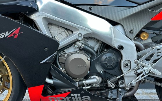 Gebrauchtmotorrad Aprilia RSV 4 - Bild 21