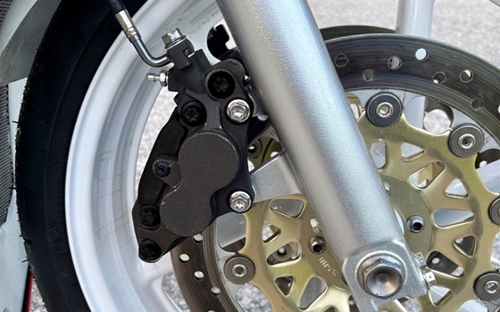 Gebrauchtmotorrad Honda VFR 400 R (NC30) - Bild 4