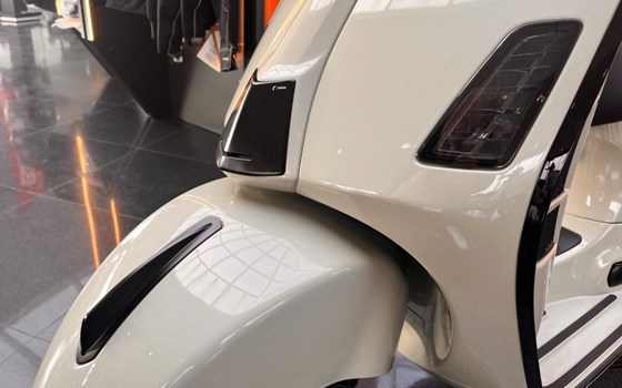 Neufahrzeug Vespa GTS 310 - Bild 2