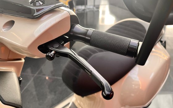 Neufahrzeug Vespa GTS 310 - Bild 5