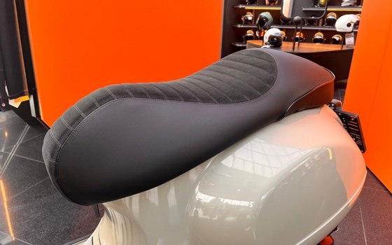 Neufahrzeug Vespa GTS 310 - Bild 9