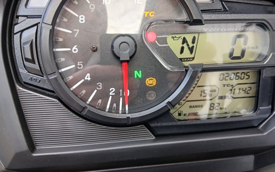 Gebrauchtmotorrad Suzuki V-Strom 650 - Bild 6