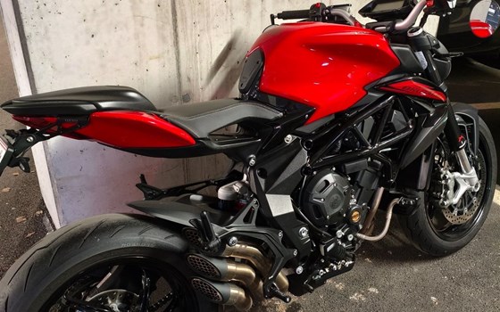 Gebrauchtmotorrad MV Agusta Brutale 800 - Bild 1